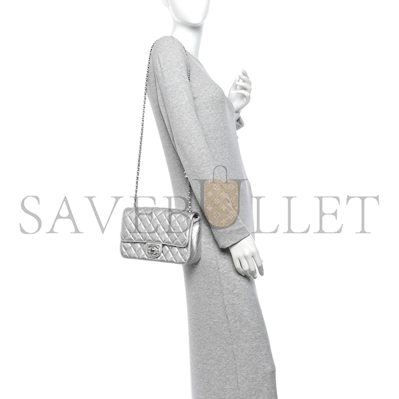 CHANEL METALLIC CAVIAR QUILTED MEDIUM CC SLIDE FLAP SILVER AS5756 (23.5*14.5*7cm)